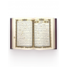 Книга "Священный Коран" с золотым обрезом в футляре (17х24 см) черный