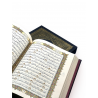 Книга "Священный Коран" с золотым обрезом в футляре (17х24 см) черный